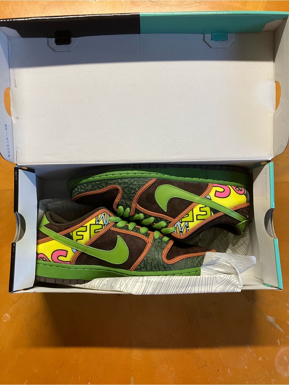 Nike SB Dunk Low De La Soul 2015 PRM QS Size 9 DS
